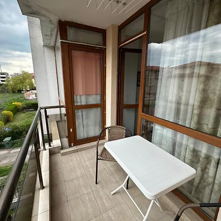 Apartament Emilia Ravda